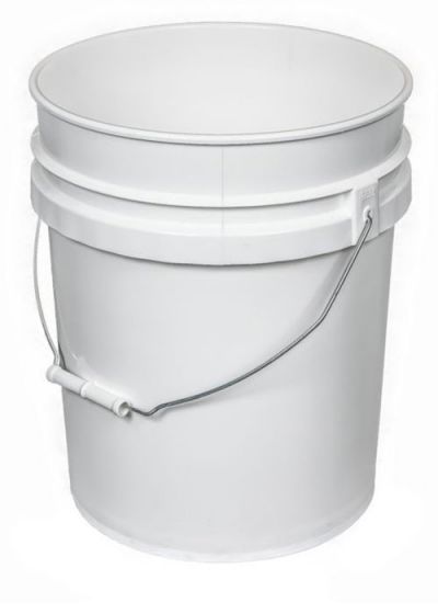 5 Gallon Plastic Pail with Lid