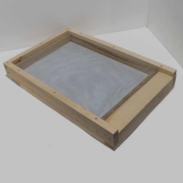 8 Frame - Bottom Board - Screened - Wax Dipped